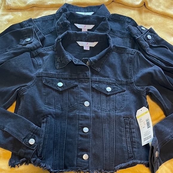 AMP Jackets & Blazers - NWT Denim distressed jacket